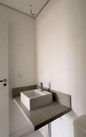 Apartamento à venda com 94m², 3 quartos e 2 vagas Apartamento à venda com 94m², 3 quartos e 2 vagasBanheiro