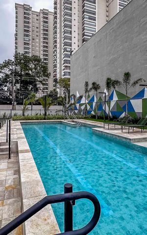 Apartamento à venda com 94m², 3 quartos e 2 vagas Apartamento à venda com 94m², 3 quartos e 2 vagasÁrea comum - Piscina
