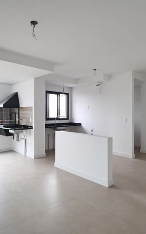 Apartamento à venda com 94m², 3 quartos e 2 vagas Apartamento à venda com 94m², 3 quartos e 2 vagasSala