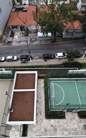 Apartamento à venda com 94m², 3 quartos e 2 vagas Apartamento à venda com 94m², 3 quartos e 2 vagasVista da suíte