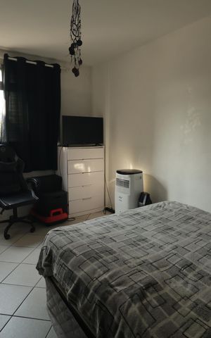 Apartamento à venda com 35m², 1 quarto e 1 vagaQuarto