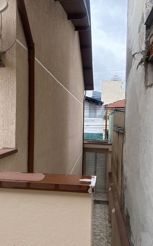 Casa à venda com 145m², 2 quartos e 1 vaga Casa à venda com 145m², 2 quartos e 1 vagaÁrea externa