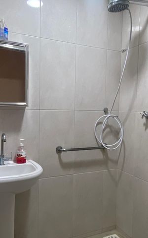 Casa à venda com 145m², 2 quartos e 1 vaga Casa à venda com 145m², 2 quartos e 1 vagaBanheiro 1