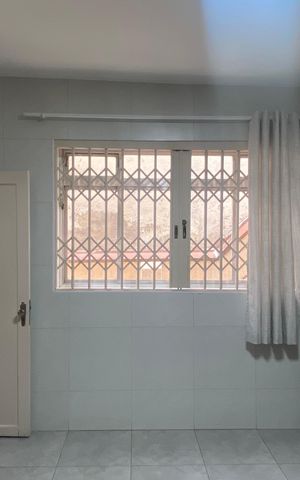 Casa à venda com 145m², 2 quartos e 1 vaga Casa à venda com 145m², 2 quartos e 1 vagaCozinha