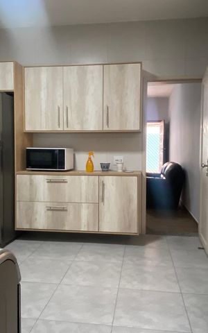 Casa à venda com 145m², 2 quartos e 1 vaga Casa à venda com 145m², 2 quartos e 1 vagaCozinha