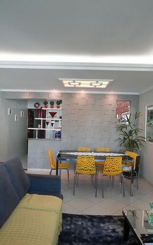 Casa à venda com 137m², 3 quartos e 2 vagasSala