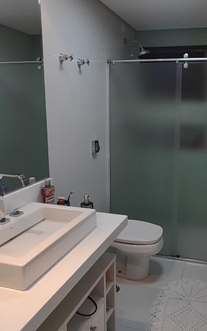 Apartamento à venda com 155m², 3 quartos e 2 vagas Apartamento à venda com 155m², 3 quartos e 2 vagasBanheiro