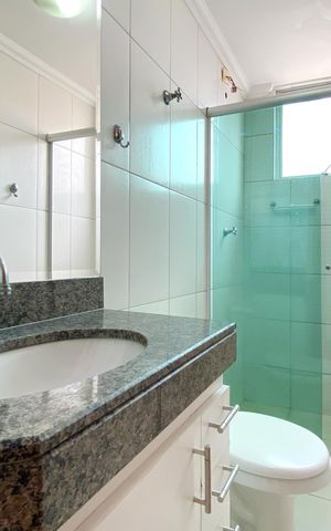 Apartamento à venda com 108m², 3 quartos e 2 vagas Apartamento à venda com 108m², 3 quartos e 2 vagasBanheiro da Suíte 1