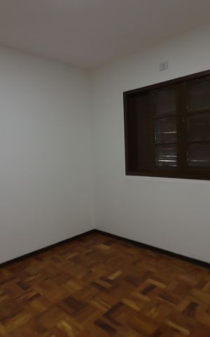 Casa para alugar com 130m², 3 quartos e 2 vagasQuarto 2