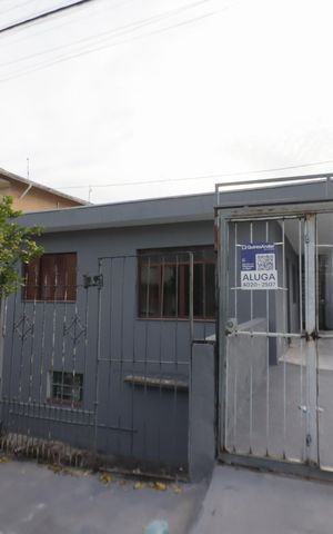 Casa para alugar com 130m², 3 quartos e 2 vagasFachada