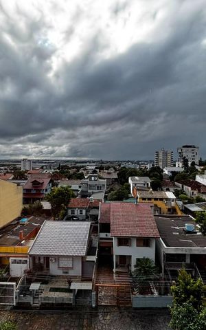 Apartamento à venda com 101m², 3 quartos e 2 vagas Apartamento à venda com 101m², 3 quartos e 2 vagasVista