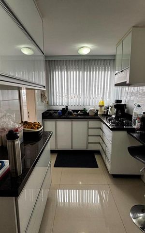 Apartamento à venda com 101m², 3 quartos e 2 vagas Apartamento à venda com 101m², 3 quartos e 2 vagasCozinha
