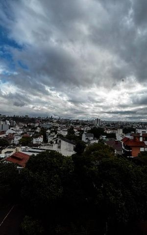 Apartamento à venda com 101m², 3 quartos e 2 vagas Apartamento à venda com 101m², 3 quartos e 2 vagasVista