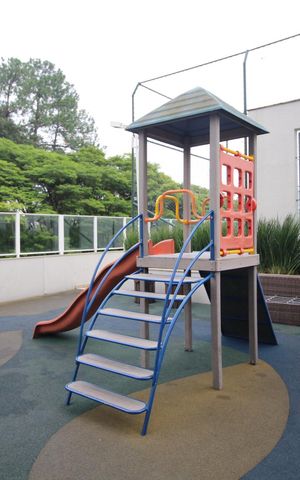 Apartamento para alugar com 147m², 3 quartos e 2 vagasÁrea comum - Playground