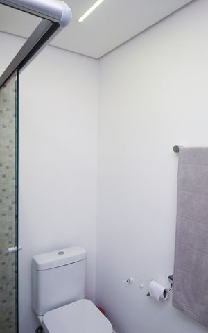 Apartamento à venda com 157m², 3 quartos e 4 vagasBanheiro da Suíte 1