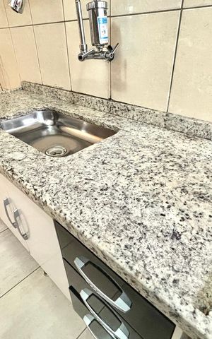Apartamento à venda com 54m², 2 quartos e 1 vaga Apartamento à venda com 54m², 2 quartos e 1 vagaCozinha