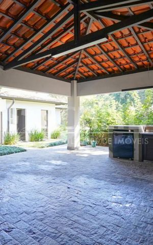 Casa à venda com 426m², 4 quartos e 9 vagas