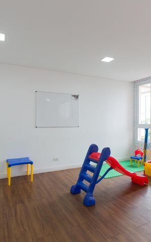 Apartamento à venda com 100m², 3 quartos e 2 vagas Apartamento à venda com 100m², 3 quartos e 2 vagasÁrea comum - Brinquedoteca