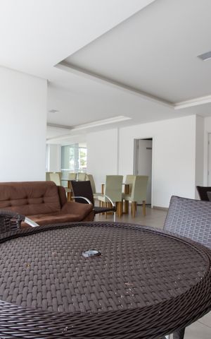 Apartamento à venda com 100m², 3 quartos e 2 vagas Apartamento à venda com 100m², 3 quartos e 2 vagasSalão de Festas