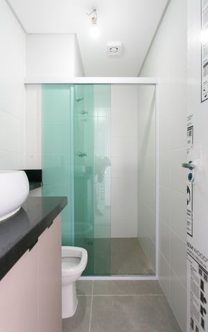 Apartamento à venda com 100m², 3 quartos e 2 vagas Apartamento à venda com 100m², 3 quartos e 2 vagasBanheiro Social