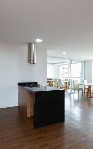 Apartamento à venda com 100m², 3 quartos e 2 vagas Apartamento à venda com 100m², 3 quartos e 2 vagasÁrea comum - Salão de Festas