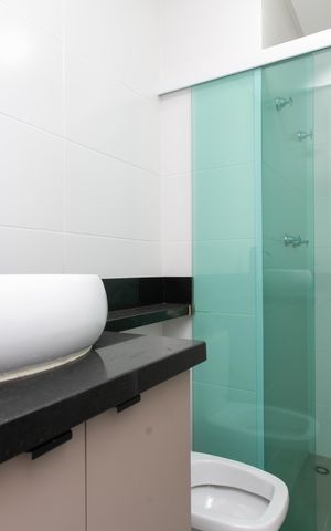 Apartamento à venda com 100m², 3 quartos e 2 vagas Apartamento à venda com 100m², 3 quartos e 2 vagasBanheiro Social