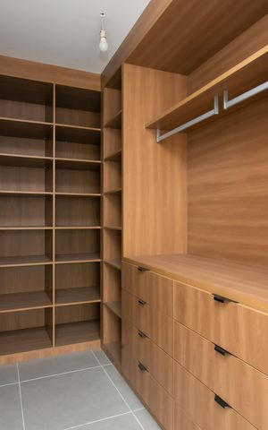Apartamento à venda com 100m², 3 quartos e 2 vagas Apartamento à venda com 100m², 3 quartos e 2 vagasCloset da Suíte