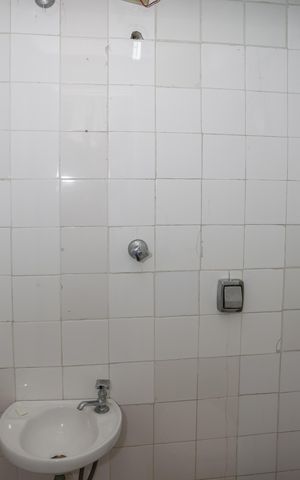 Apartamento à venda com 73m², 2 quartos e 1 vaga Apartamento à venda com 73m², 2 quartos e 1 vagaBanheiro de Serviço