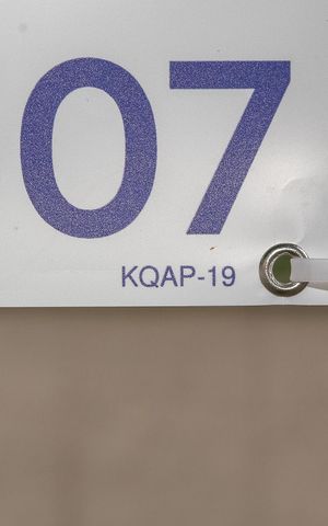 Apartamento à venda com 73m², 2 quartos e 1 vaga Apartamento à venda com 73m², 2 quartos e 1 vagaFachada