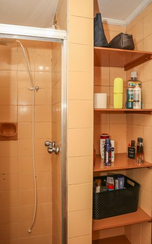 Apartamento à venda com 73m², 2 quartos e 1 vaga Apartamento à venda com 73m², 2 quartos e 1 vagaBanheiro