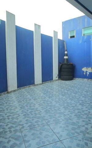 Casa à venda com 106m², 3 quartos e 3 vagasGaragem /Quintal 