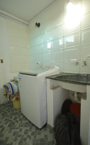 Casa à venda com 106m², 3 quartos e 3 vagasÁrea de Serviço