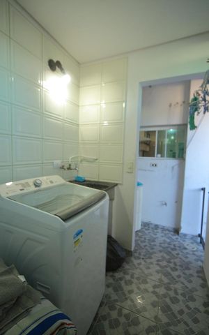 Casa à venda com 106m², 3 quartos e 3 vagasÁrea de Serviço