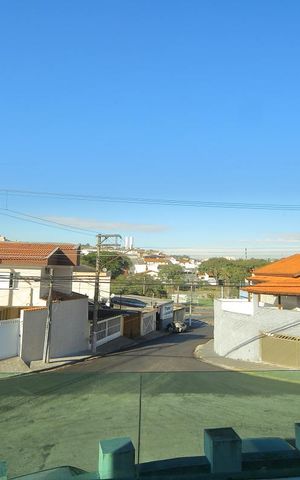 Casa à venda com 106m², 3 quartos e 3 vagasQuarto 2  Vista 