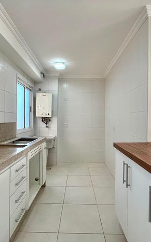 Apartamento à venda com 87m², 3 quartos e 2 vagasCozinha e Área de Serviço