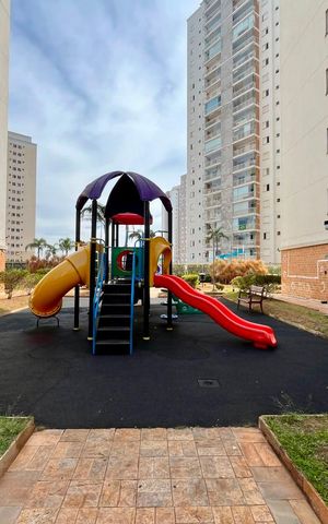 Apartamento à venda com 87m², 3 quartos e 2 vagasÁrea comum - Playground
