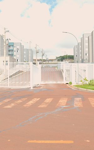 Apartamento para alugar com 47m², 2 quartos e 1 vagaFachada do Condomínio