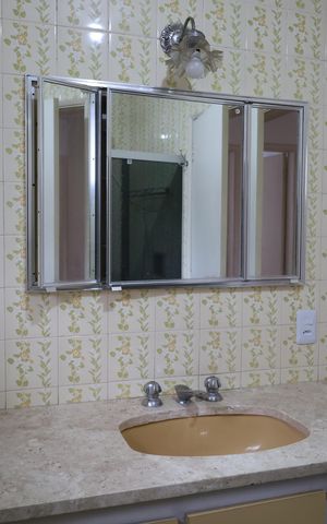 Casa à venda com 418m², 4 quartos e 4 vagasBanheiro social