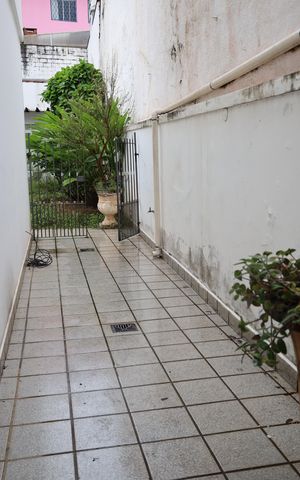 Casa à venda com 418m², 4 quartos e 4 vagasÁrea externa