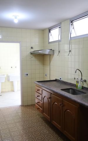 Casa à venda com 418m², 4 quartos e 4 vagasCozinha