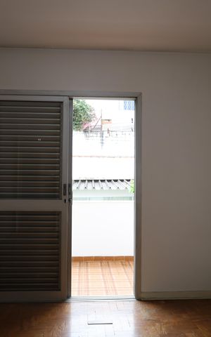 Casa à venda com 418m², 4 quartos e 4 vagasQuarto 2