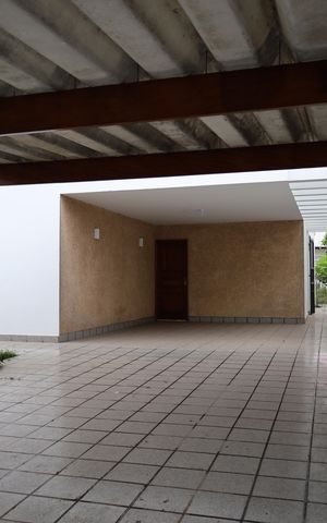 Casa à venda com 418m², 4 quartos e 4 vagasÁrea externa