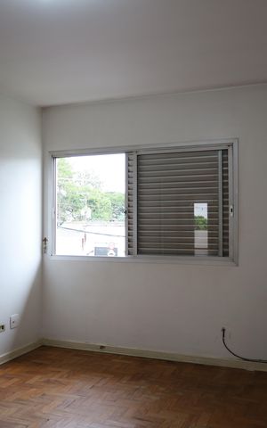 Casa à venda com 418m², 4 quartos e 4 vagasQuarto 2