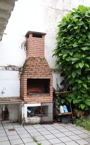 Casa à venda com 418m², 4 quartos e 4 vagasÁrea externa
