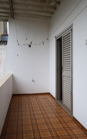 Casa à venda com 418m², 4 quartos e 4 vagasVaranda