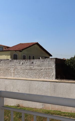 Apartamento para alugar com 44m², 2 quartos e sem vagaVaranda