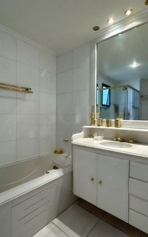 Apartamento à venda com 156m², 3 quartos e 3 vagas