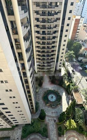 Apartamento à venda com 156m², 3 quartos e 3 vagas