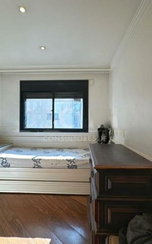 Apartamento à venda com 156m², 3 quartos e 3 vagas