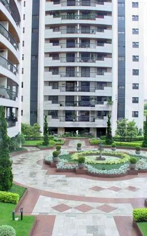 Apartamento à venda com 156m², 3 quartos e 3 vagas